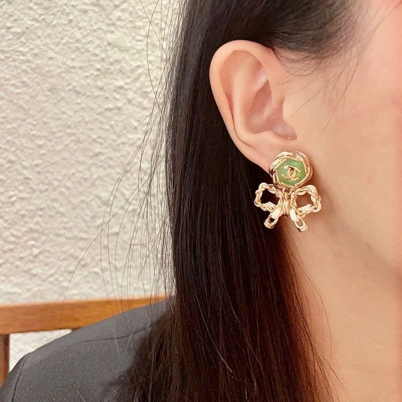Chanel Earrings Lightweight 222816