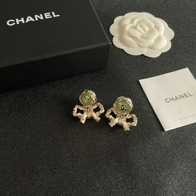 Chanel Earrings Lightweight 222816