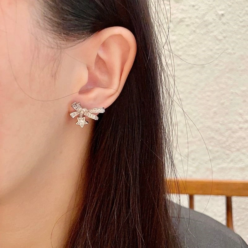 Chanel Earrings Lightweight 222870