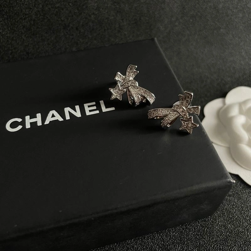 Chanel Earrings Lightweight 222870
