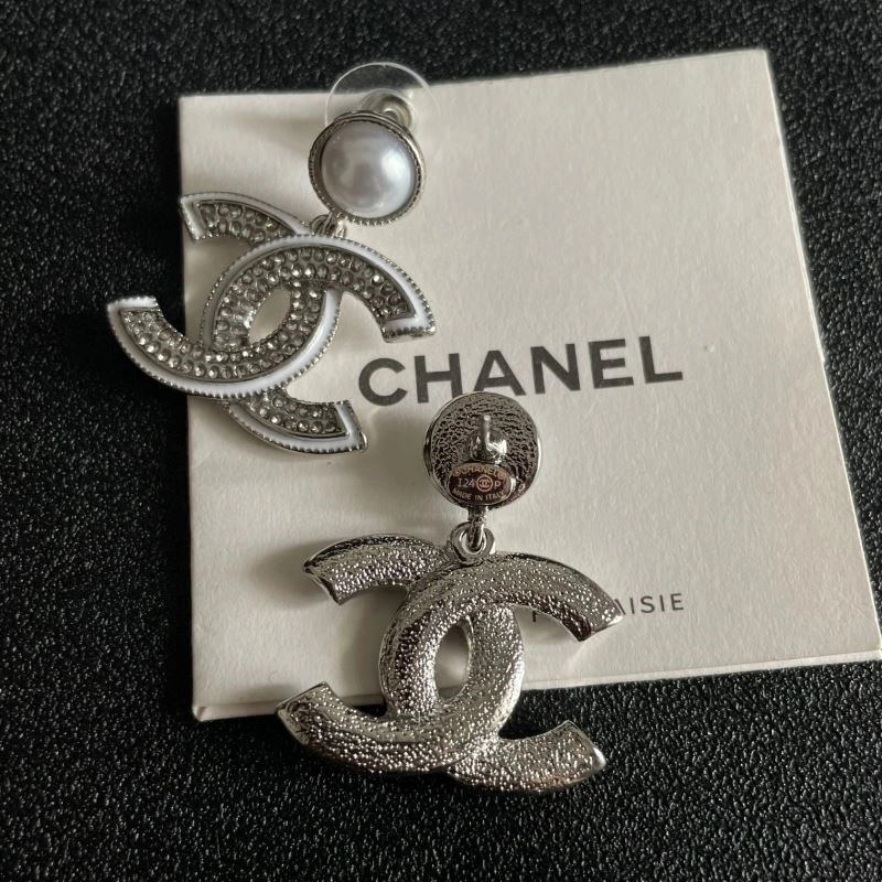 Chanel Earrings Durable 222807