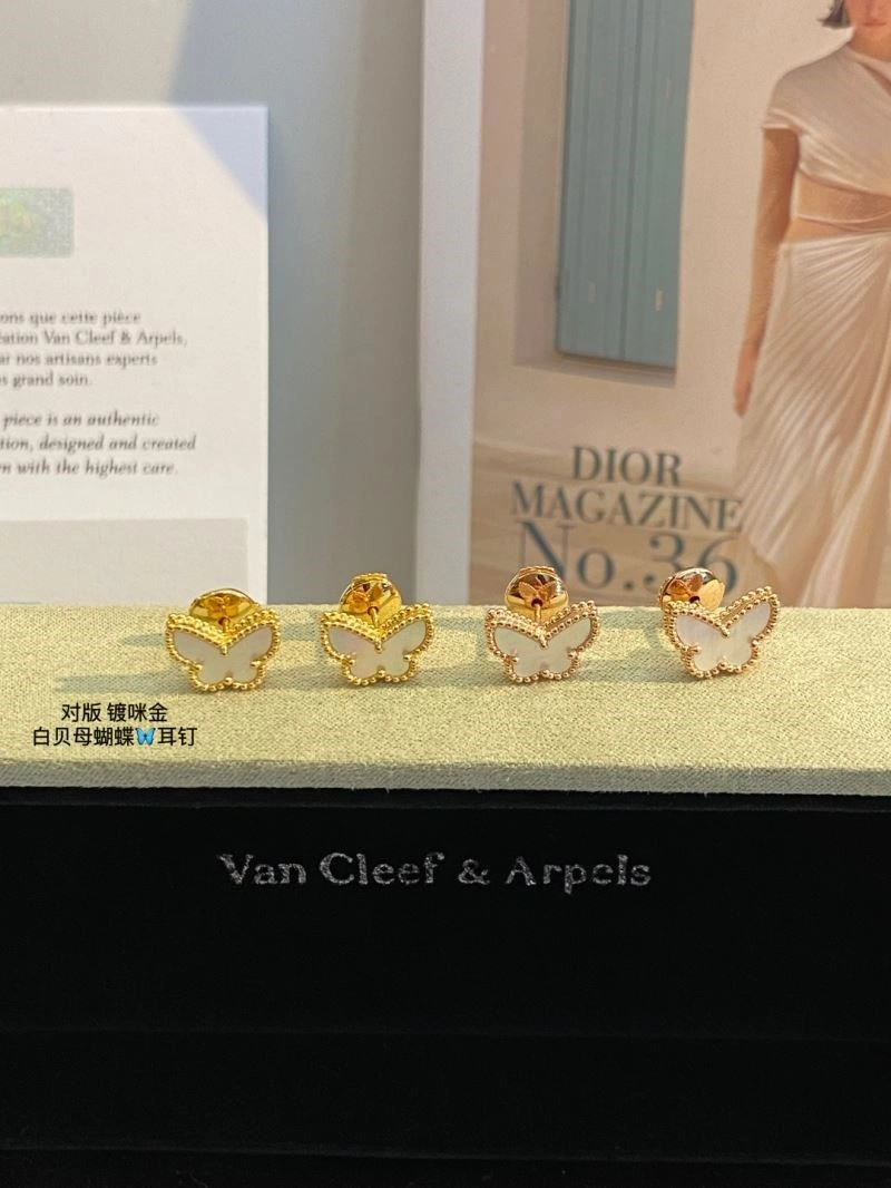 SportInspired Chanel Earrings 222796
