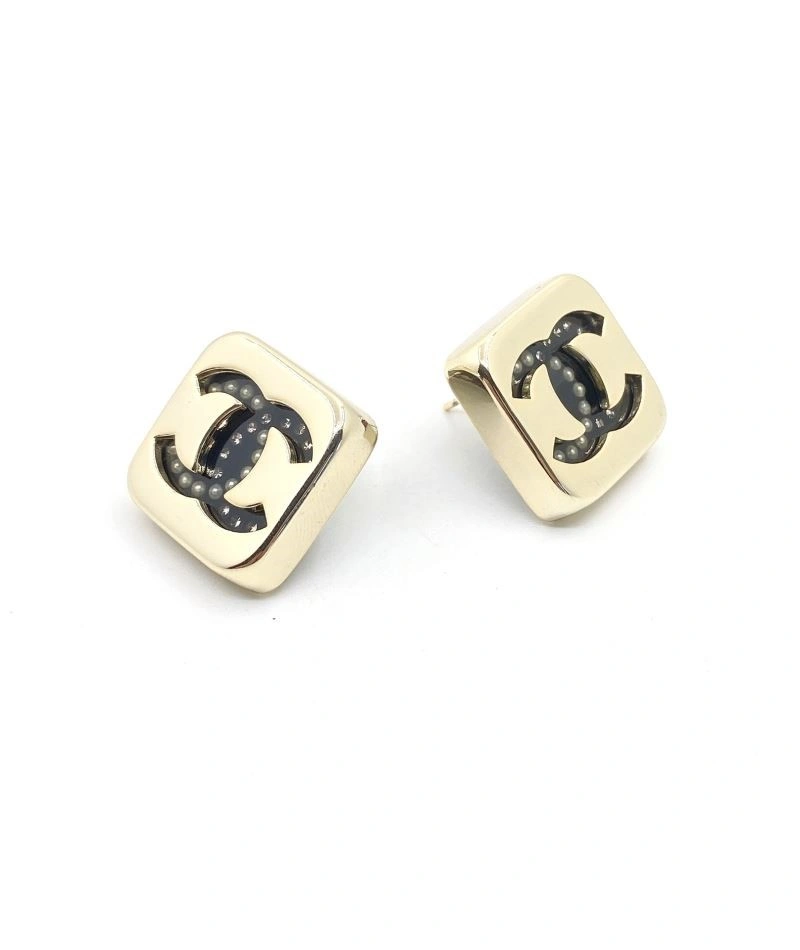 Resilient Chanel Earrings 222780
