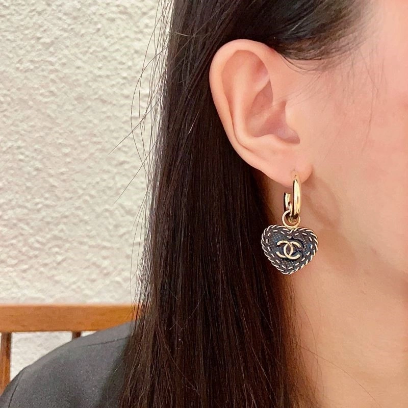 Chanel Earrings Effortless 222792