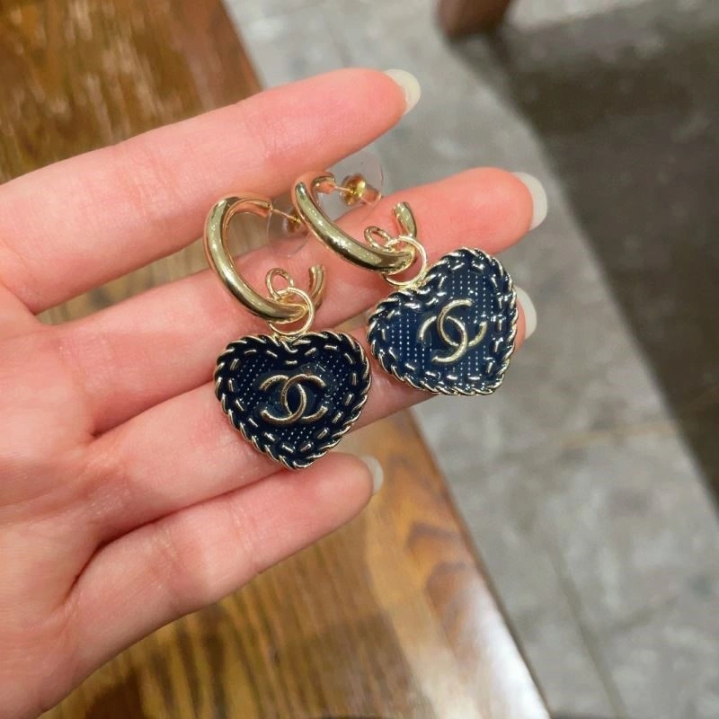Chanel Earrings Effortless 222792