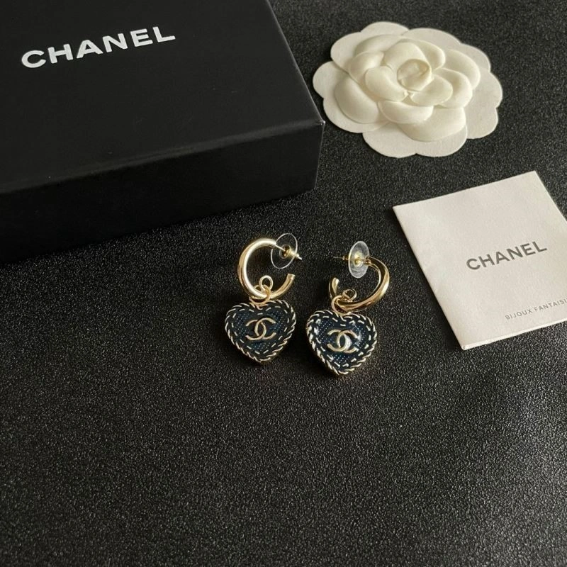 Chanel Earrings Effortless 222792