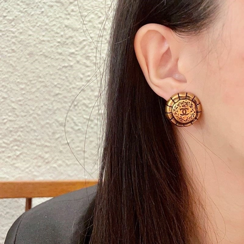 Snug Chanel Earrings 222775