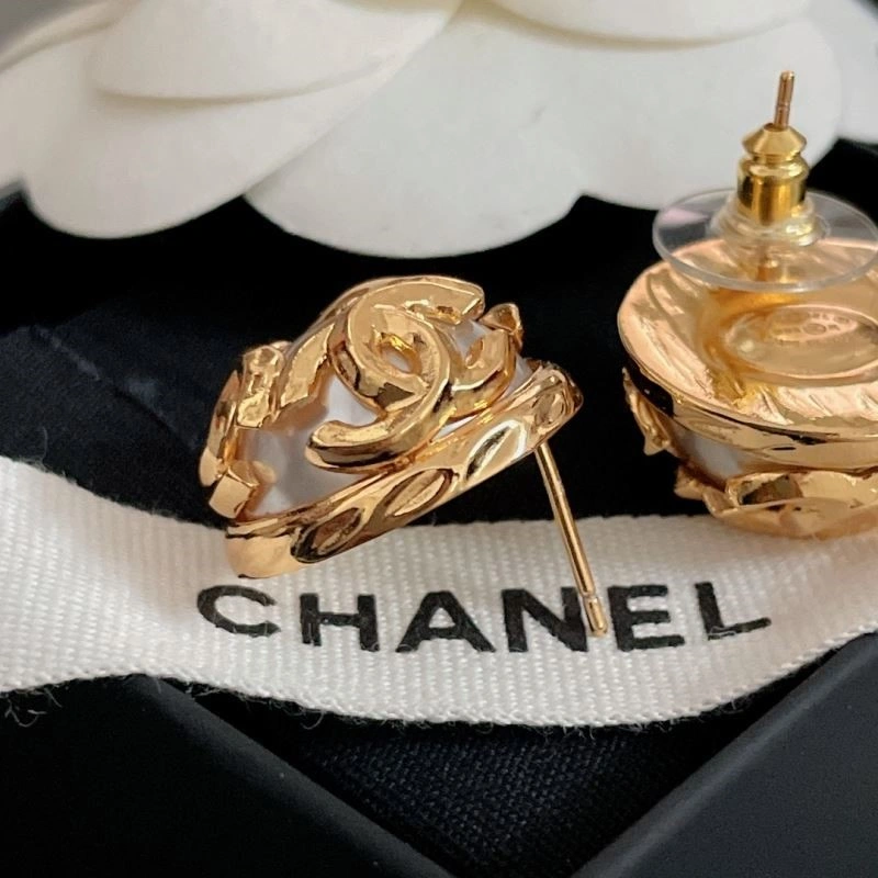 Minimalist Chanel Earrings 222794