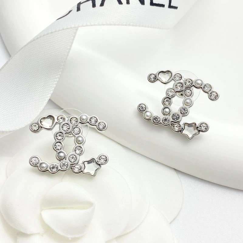 Chanel Earrings Stylish 222777