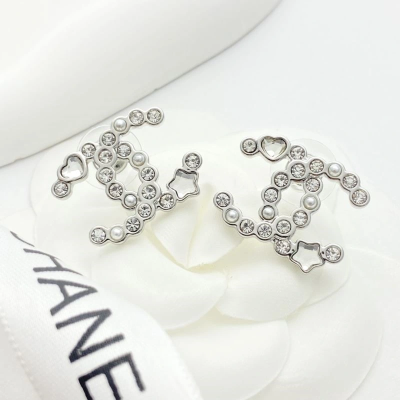 Chanel Earrings Stylish 222777