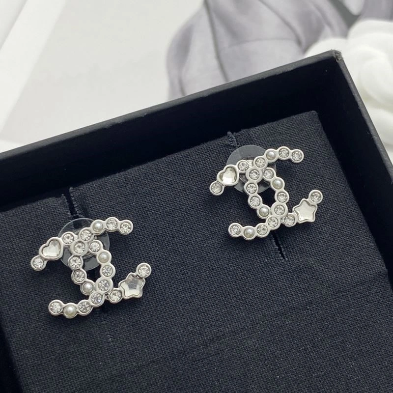 Chanel Earrings Stylish 222777