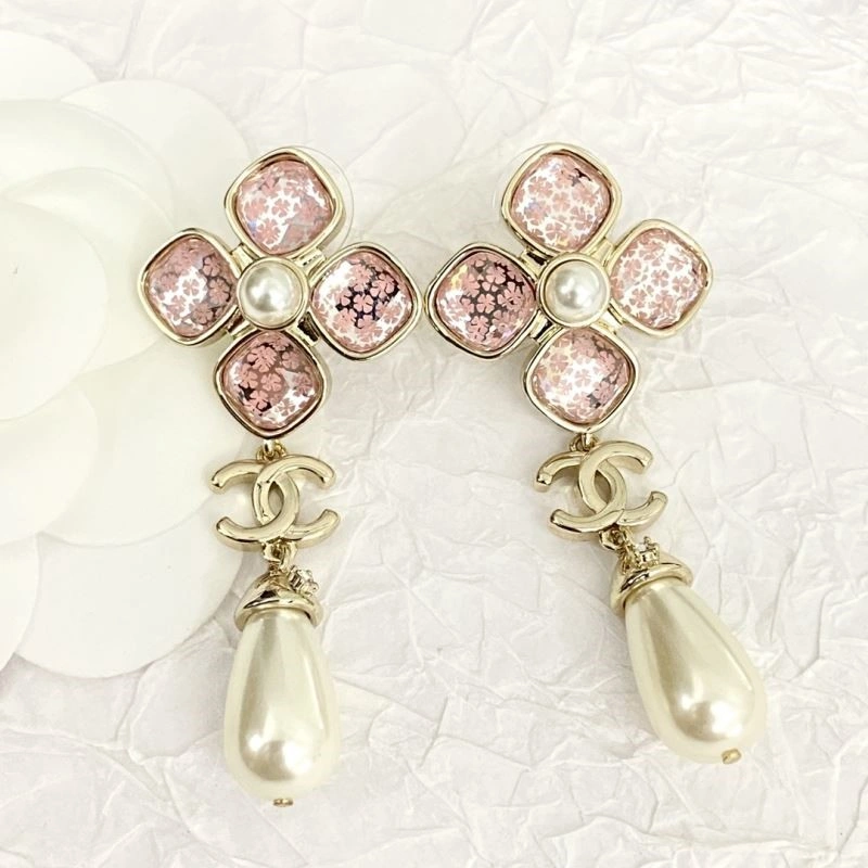 Snug Chanel Earrings 222776