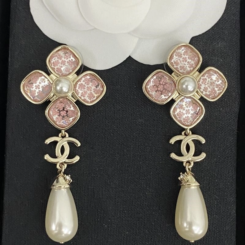 Snug Chanel Earrings 222776