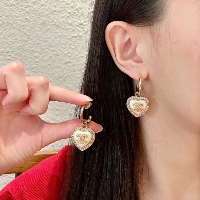 HighQuality Chanel Earrings 222773