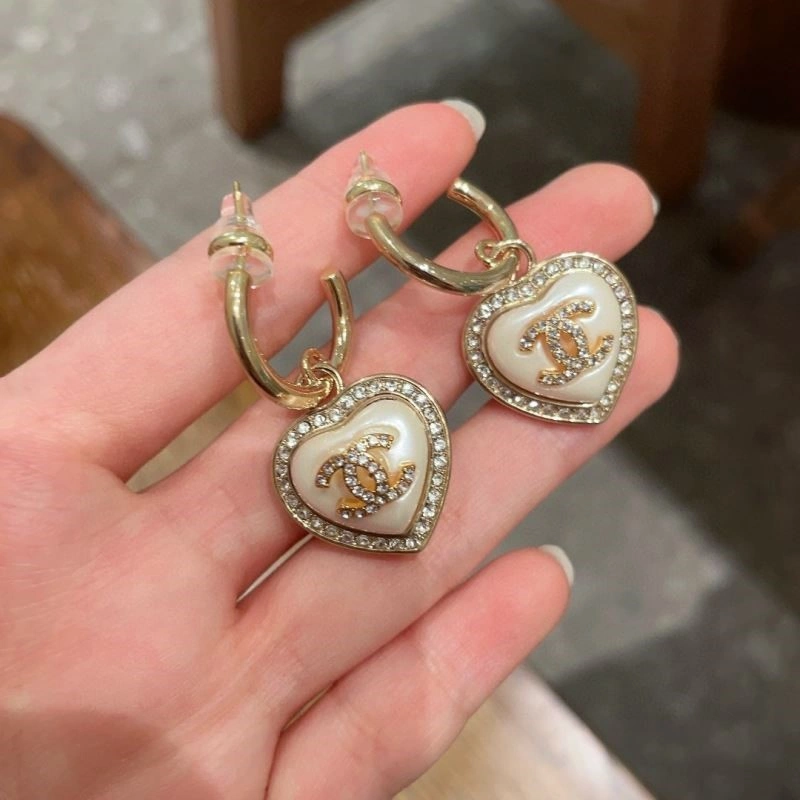 HighQuality Chanel Earrings 222773