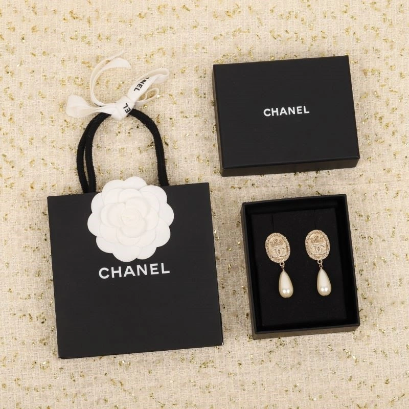 Chanel Earrings Modern 222751