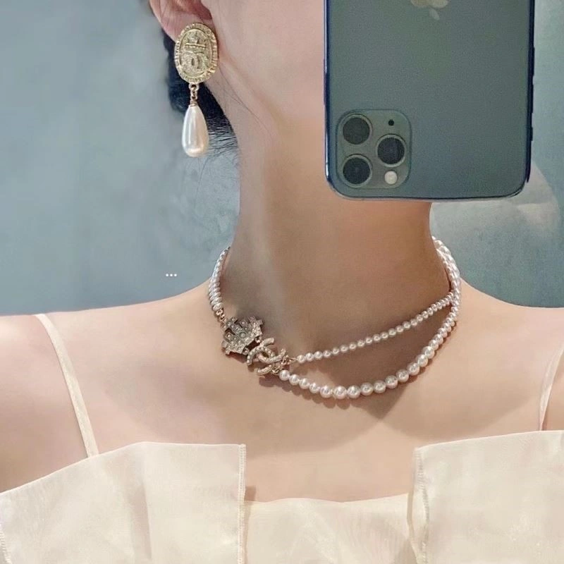 Chanel Earrings Modern 222751