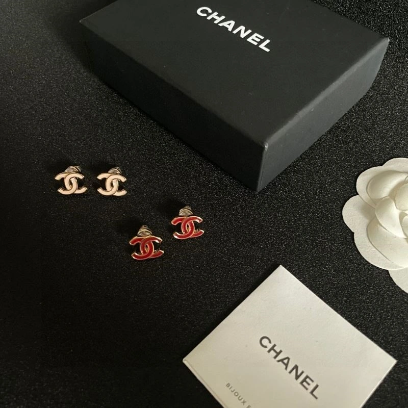 Elegant Chanel Earrings 222747