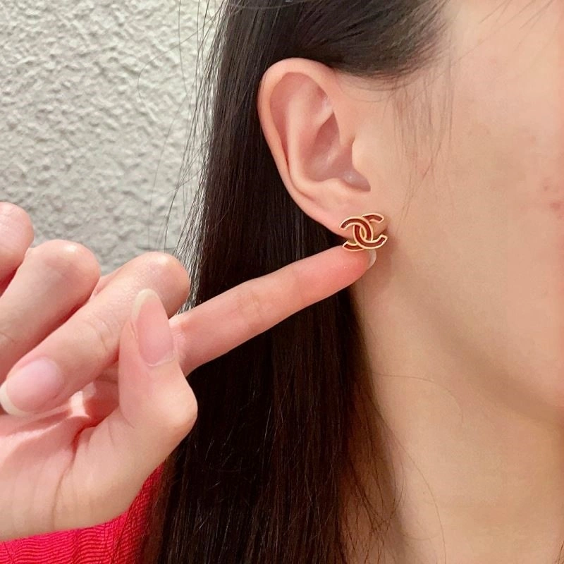 Elegant Chanel Earrings 222747
