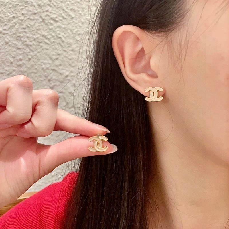 WellDesigned Chanel Earrings 222746