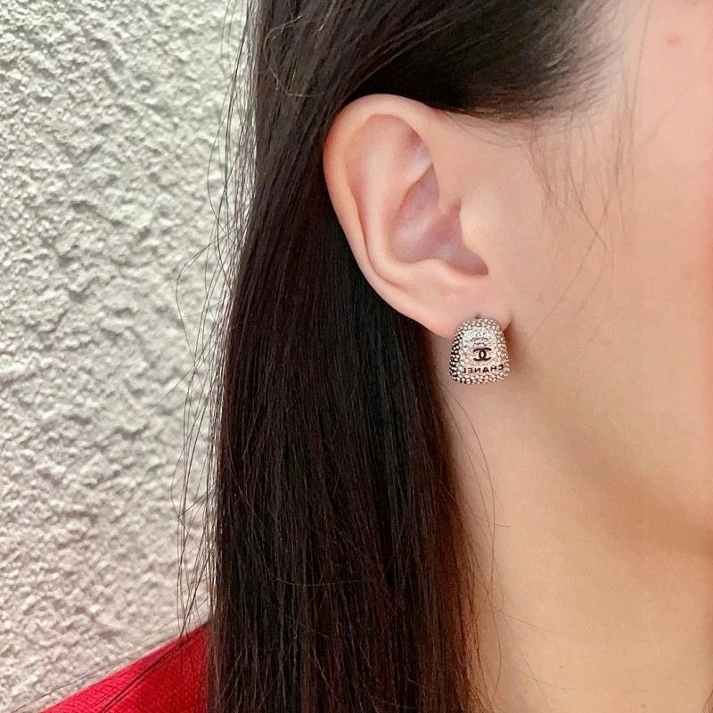 Unisex Chanel Earrings 222744