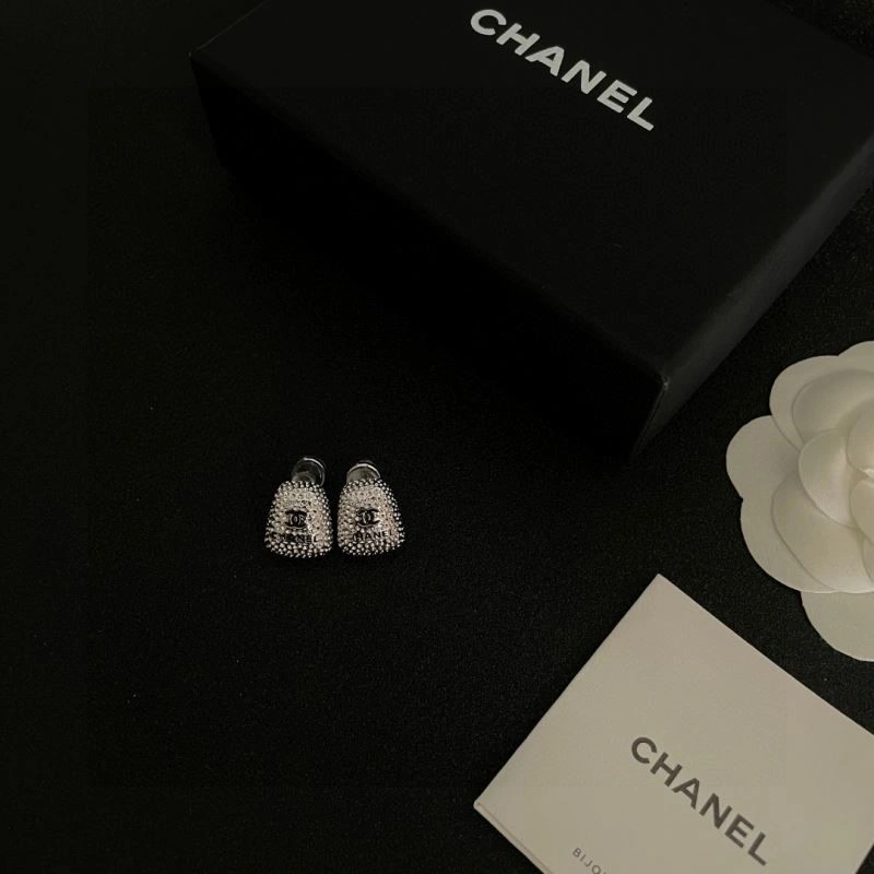 Unisex Chanel Earrings 222744