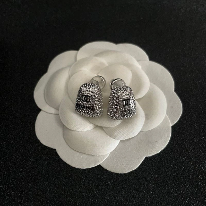 Unisex Chanel Earrings 222744