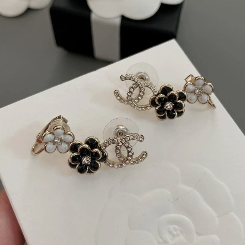 Attractive Chanel Earrings 222742