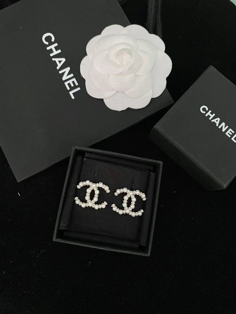 Compact Chanel Earrings 222737