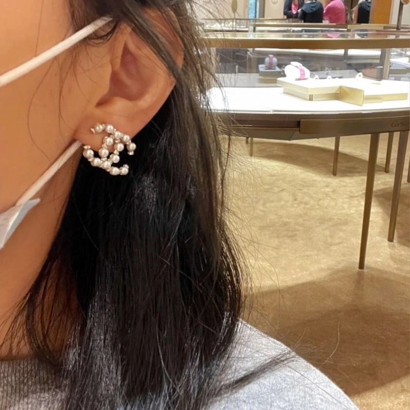 Compact Chanel Earrings 222737