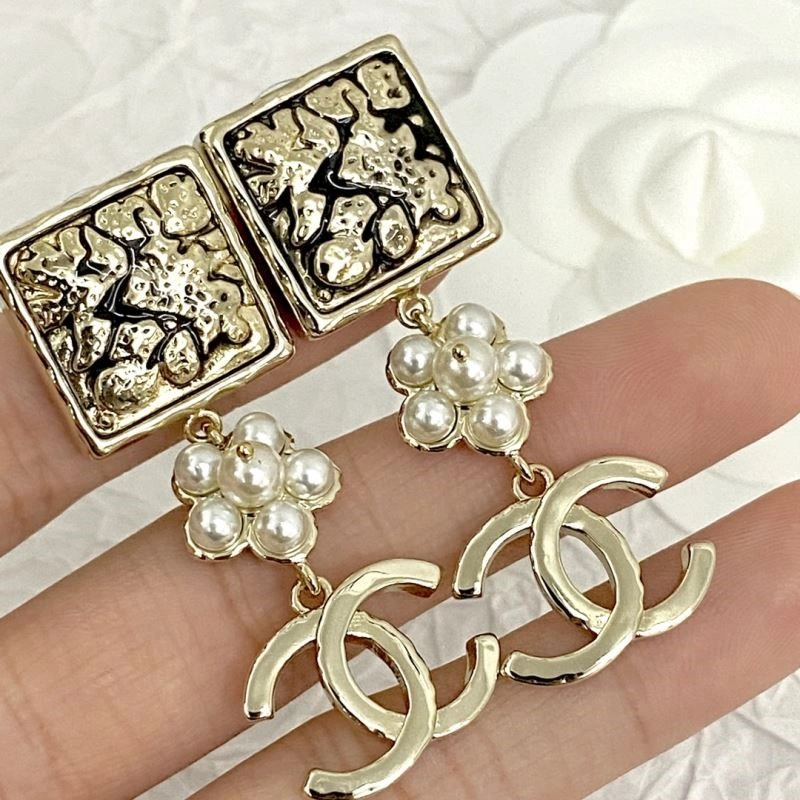 Chanel Earrings Refined 222797