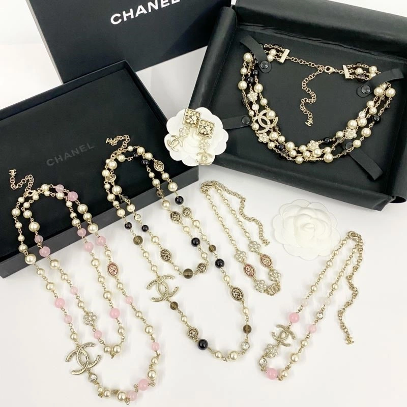 Chanel Earrings Refined 222797
