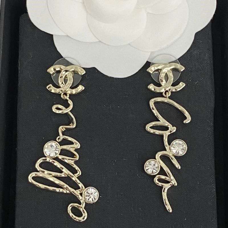 Chanel Earrings Stylish 222760