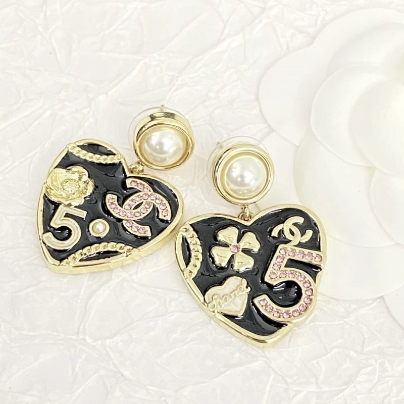 Fashionable Chanel Earrings 222725