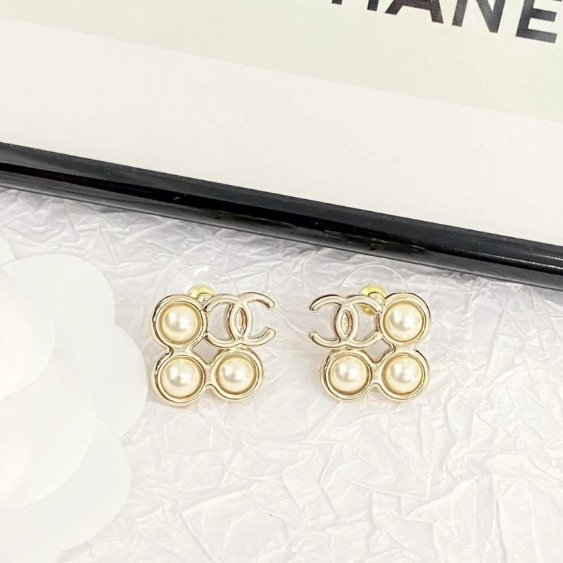 Chanel Earrings Packable 222730
