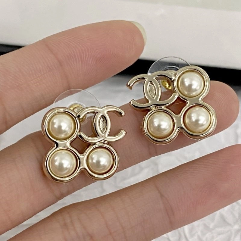 Chanel Earrings Packable 222730