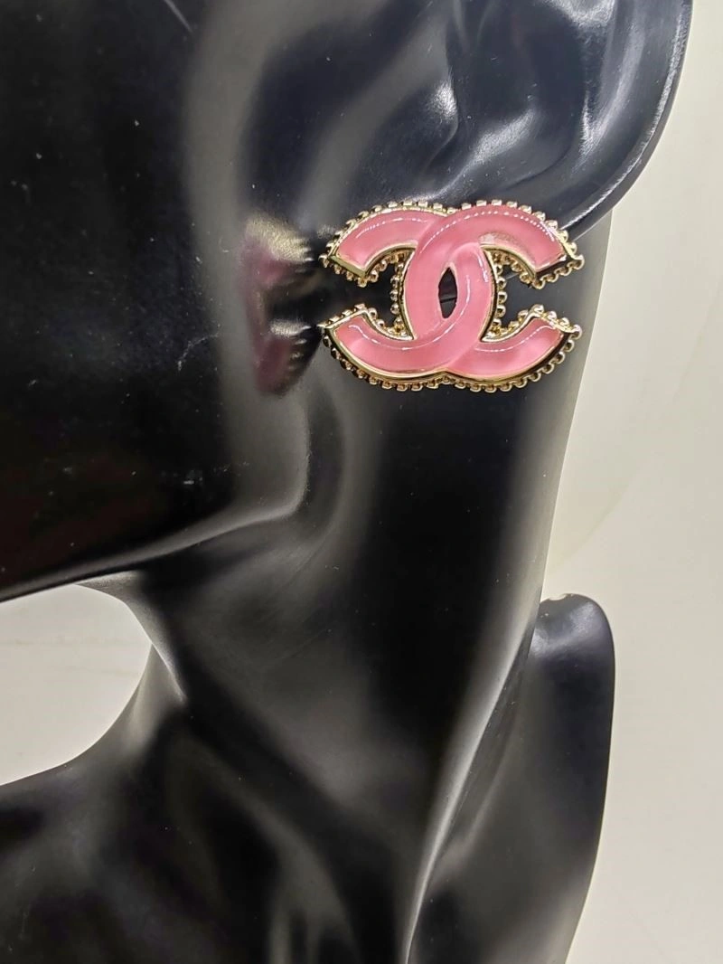 Seasonal Chanel Earrings 222720