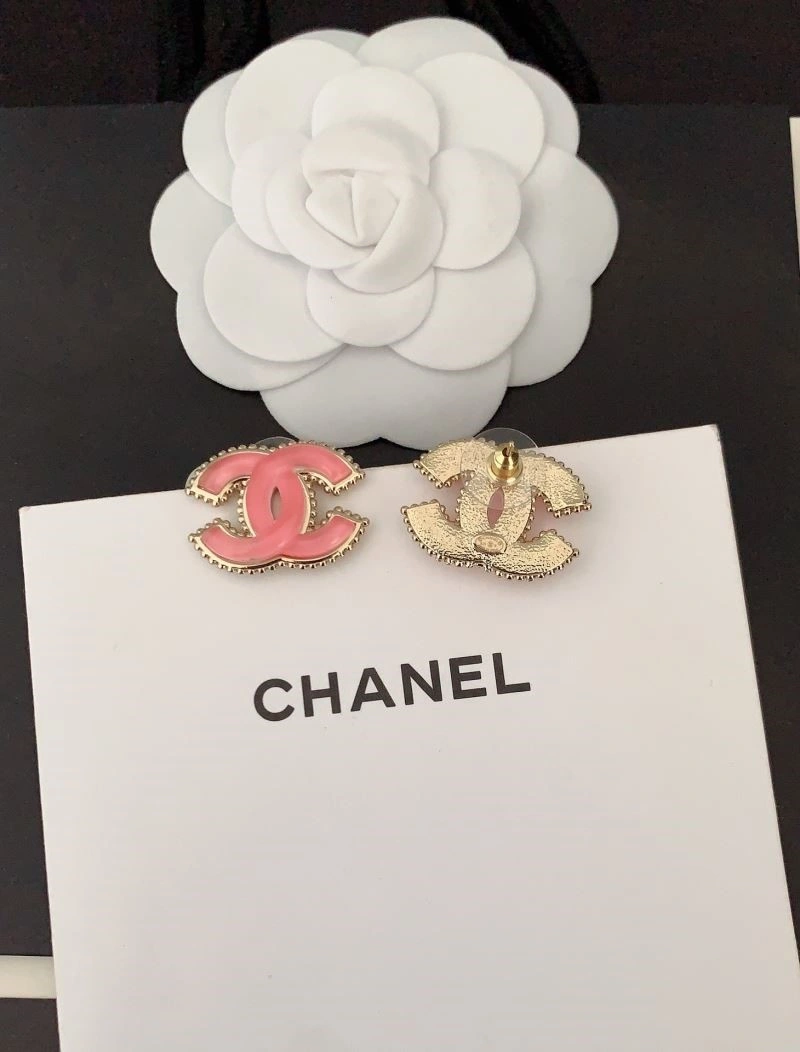 Seasonal Chanel Earrings 222720