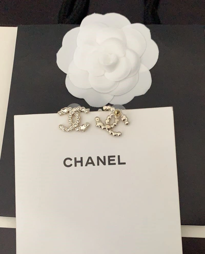 Trendy Chanel Earrings 222787