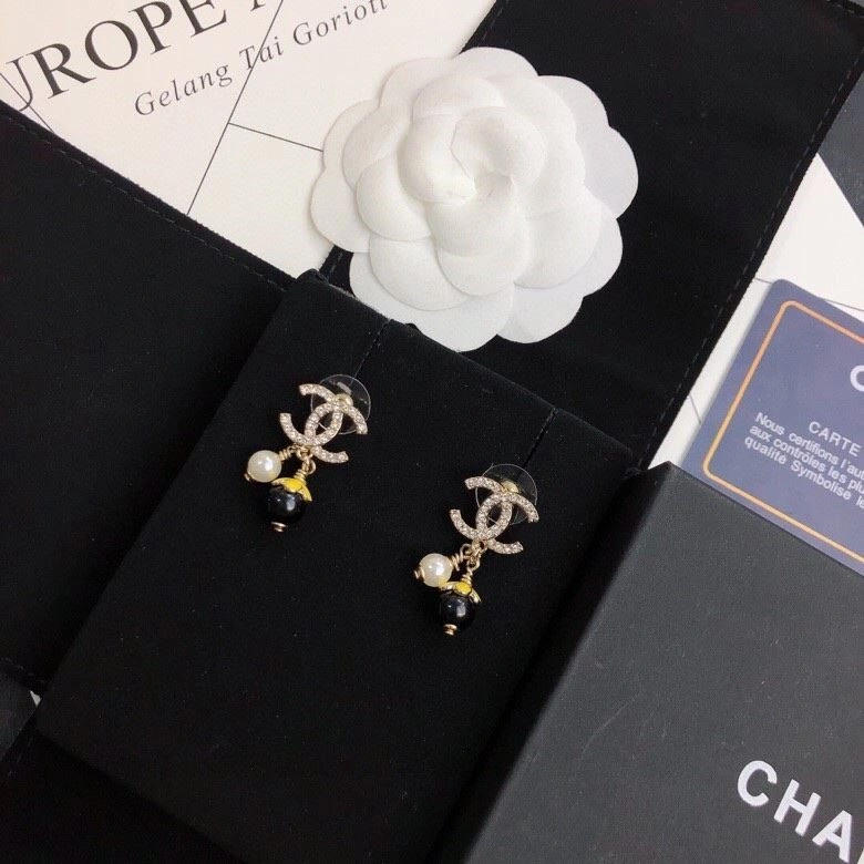 Resilient Chanel Earrings 222719