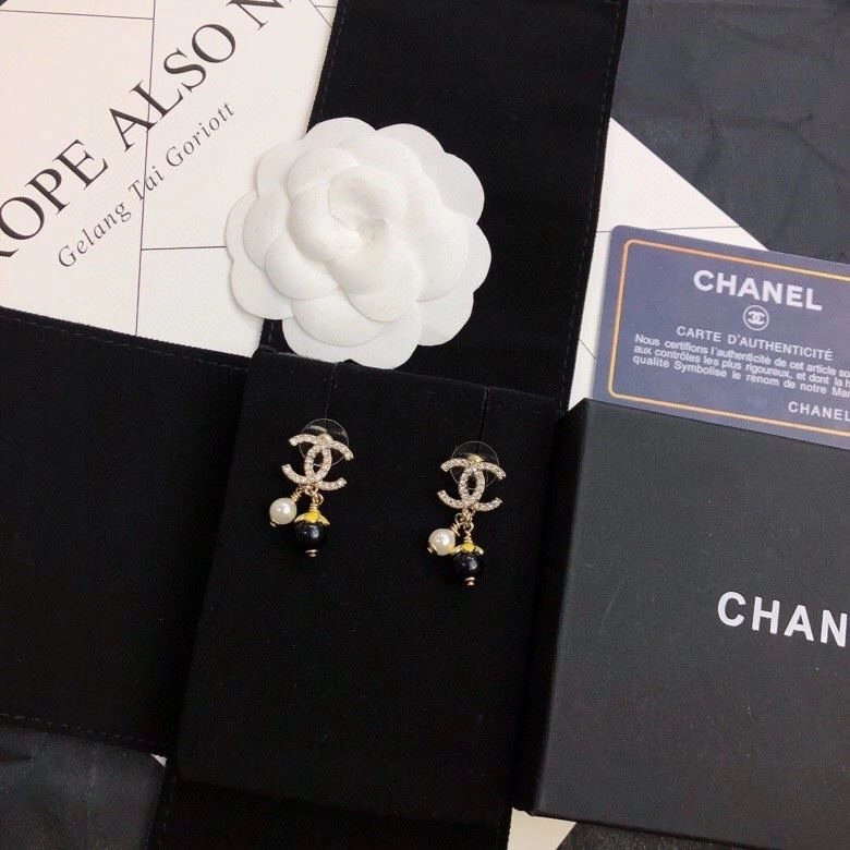Resilient Chanel Earrings 222719