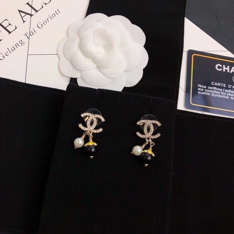Resilient Chanel Earrings 222719