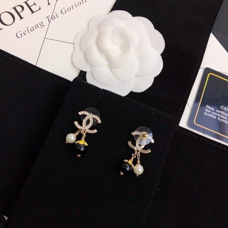 Resilient Chanel Earrings 222719
