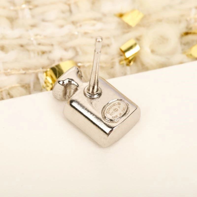 Trendsetting Chanel Earrings 222710