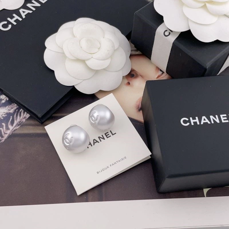 Chanel Earrings FashionForward 222708