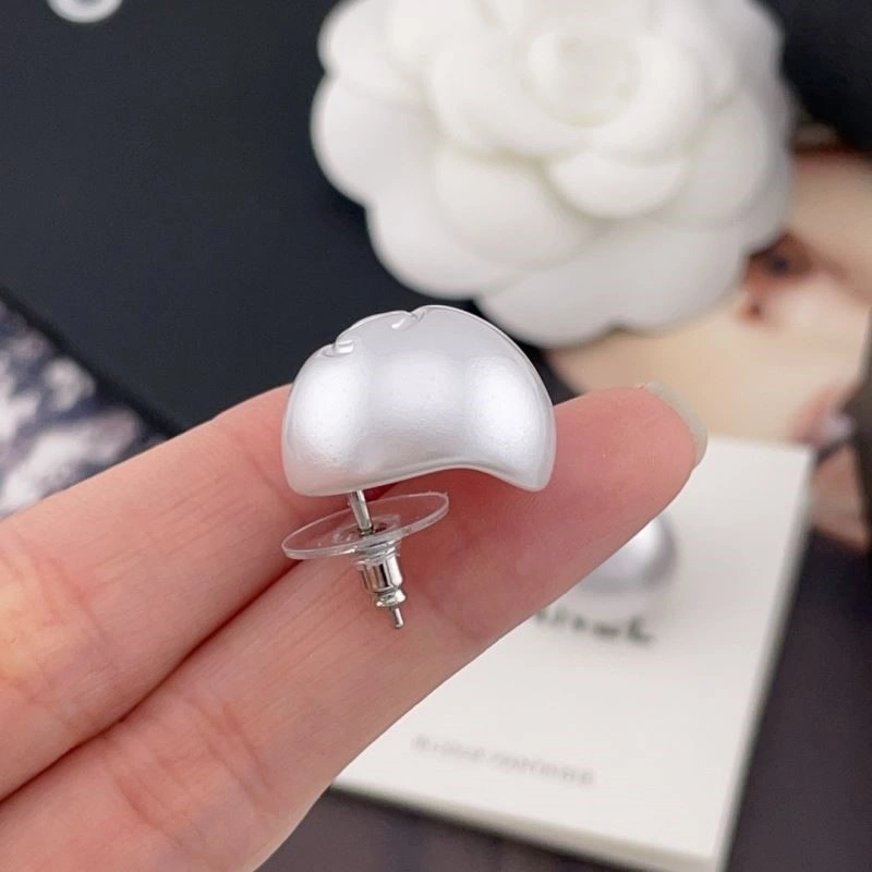 Chanel Earrings FashionForward 222708