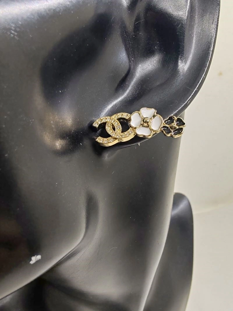 Chanel Earrings EasyMatch 222756