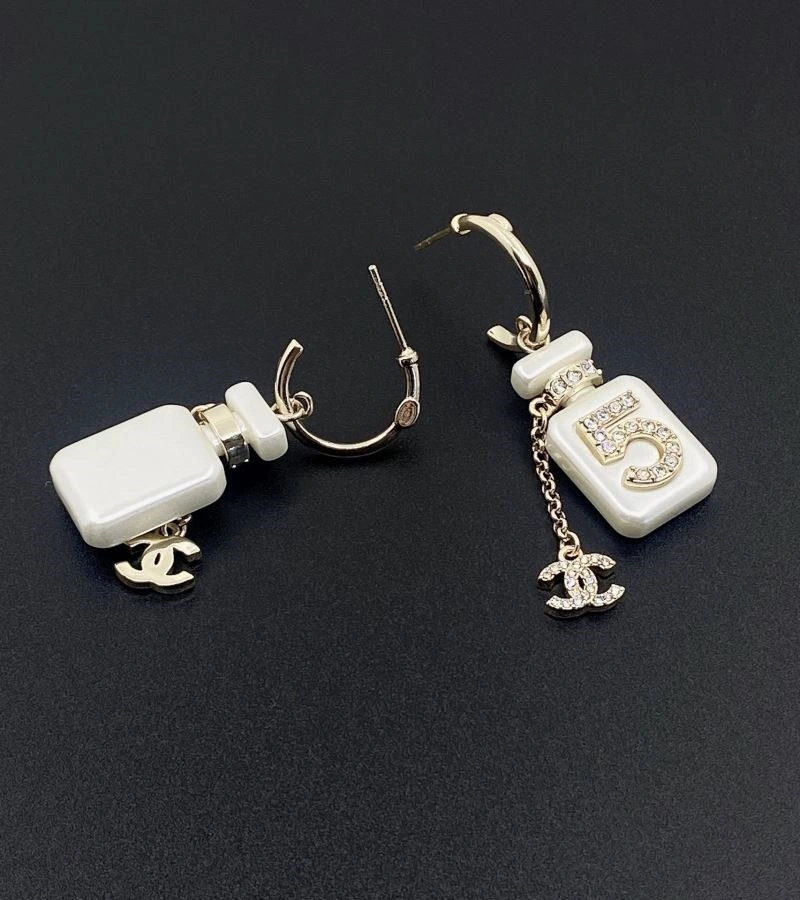 Chanel Earrings Cozy 222709