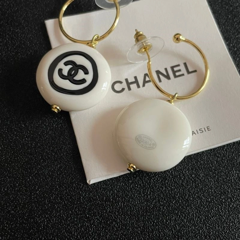 Chanel Earrings Cozy 222695