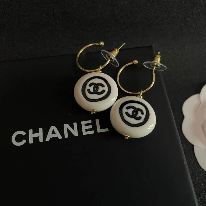 Chanel Earrings Cozy 222695